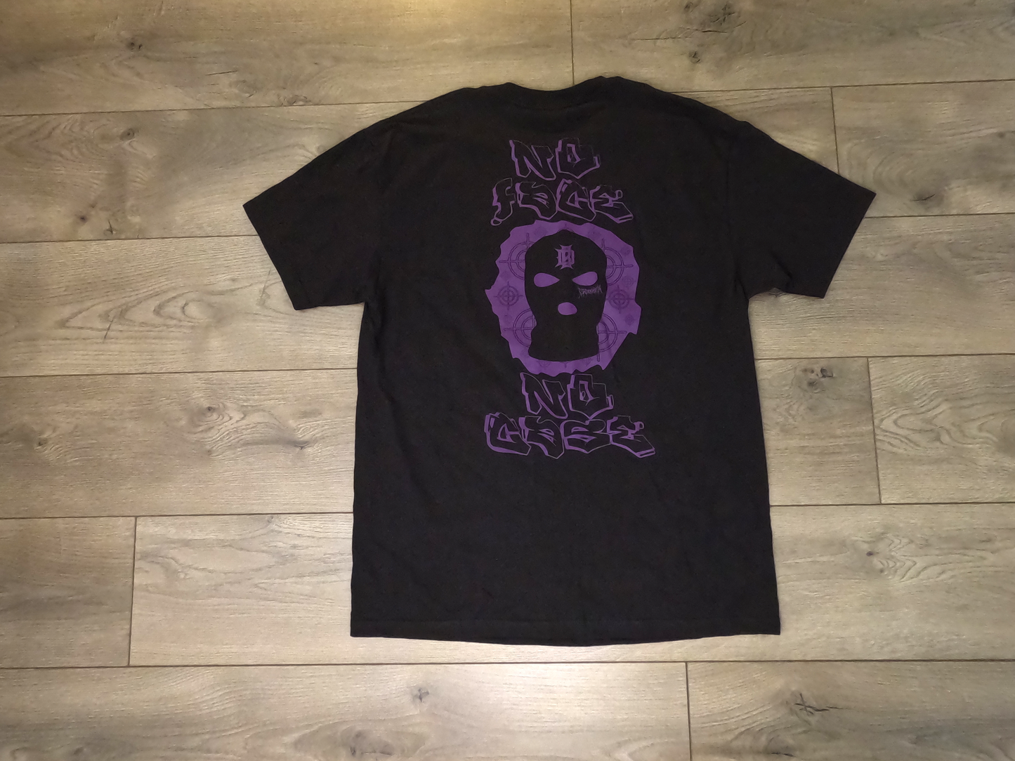 No Face No Case Tee - Black/Purple